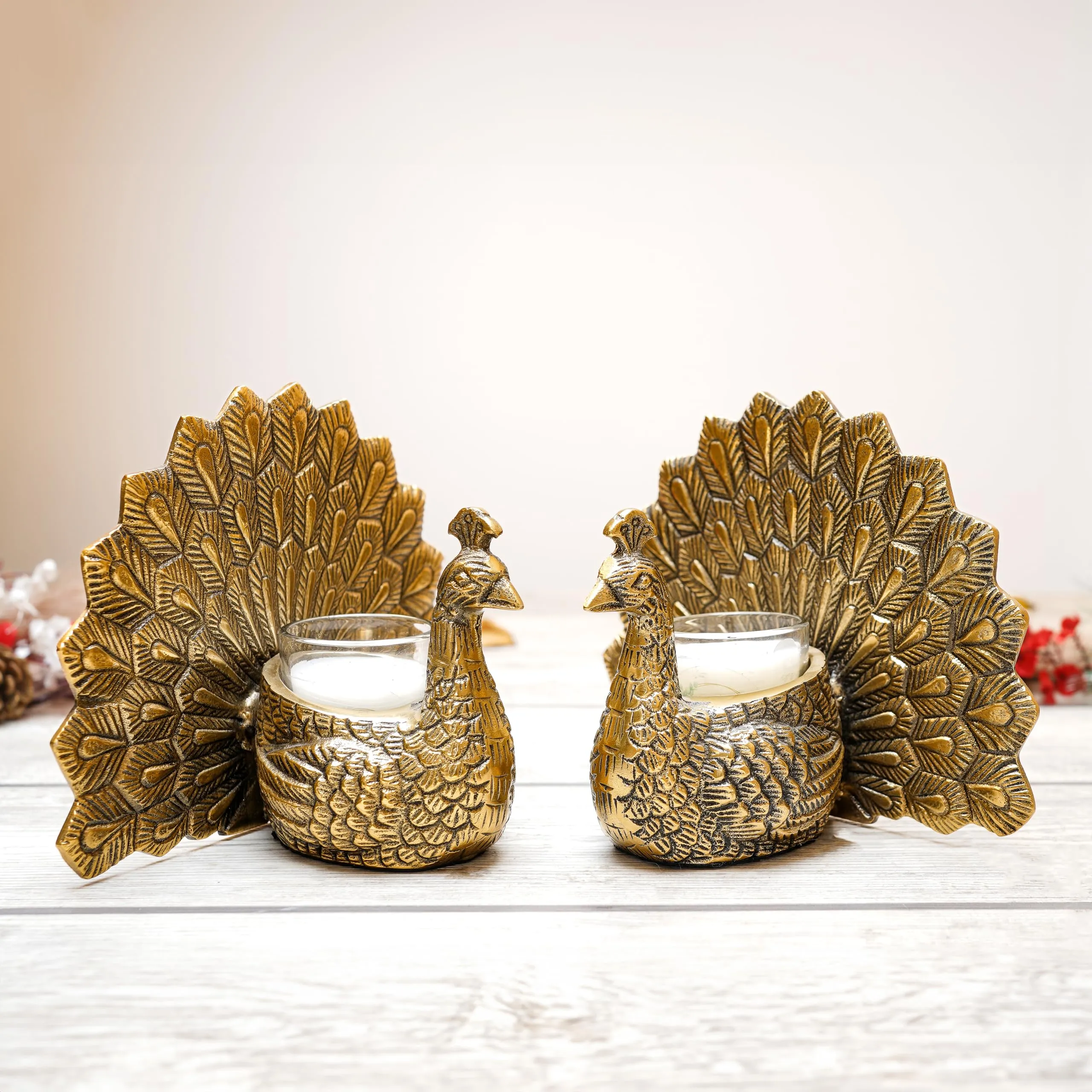 Aluminium Dancing Peacock Pair Figurine for Good Luck and Love Candle Holder for Home Dcor Tabletop Living ROOM